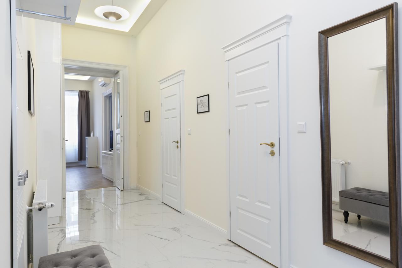 Jenny Luxury Two Bedrooms Apartment. Апартаменты Будапешт